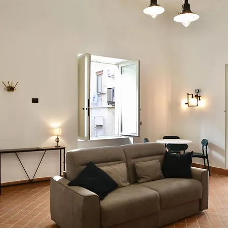 Casa Mia Ai Spagnoli Apartment