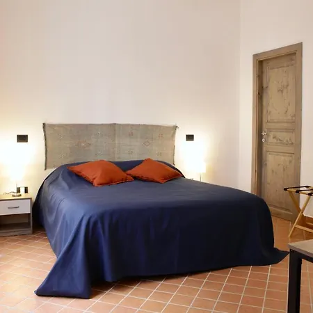 Apartment Casa Mia Ai Spagnoli Naples